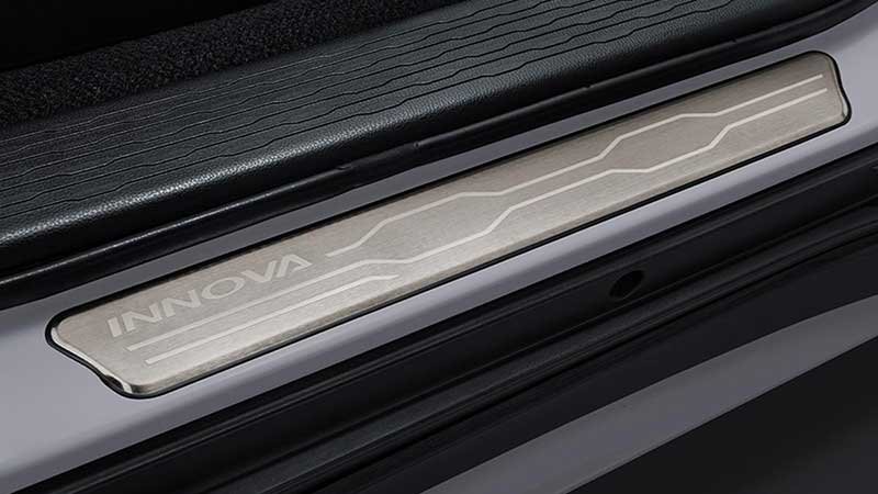 Harga-Innova-Zenix-depok-accessories-5.jpg