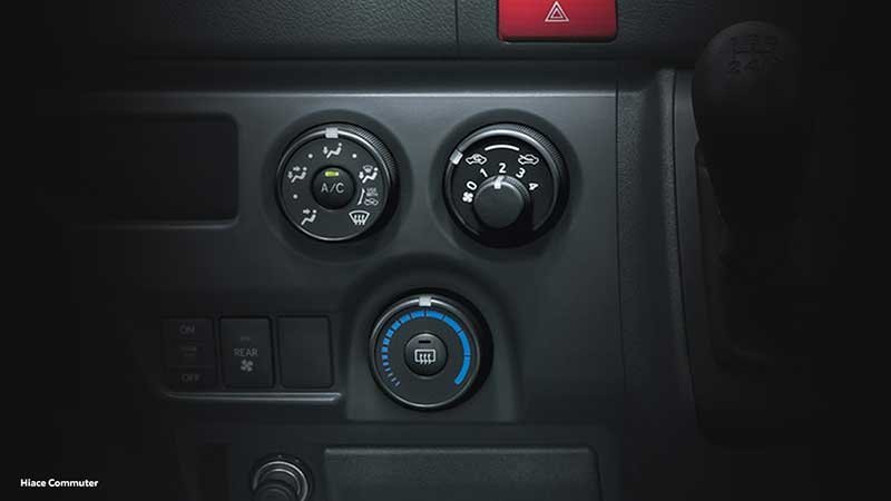 Harga-Toyota-Hiace-Depok-int-commuter-2.jpg