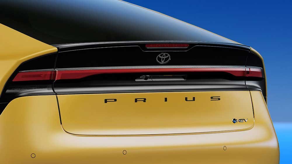Harga-Toyota-Prius-HEV-EXT-aug-2024-3.jpg